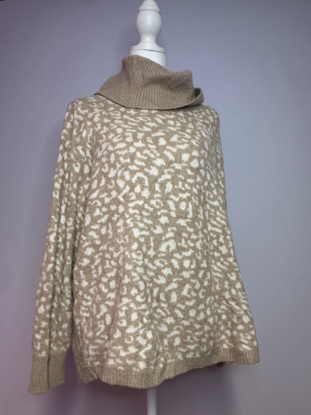 Rachel Zoe • Cashmere cheetah Sweater